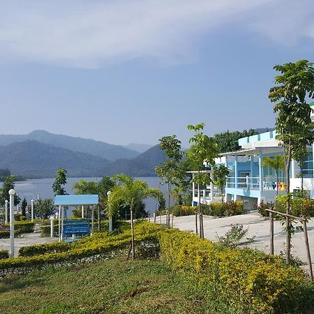 Phloenlom Chomdao Hotel Ban Kha Exterior photo