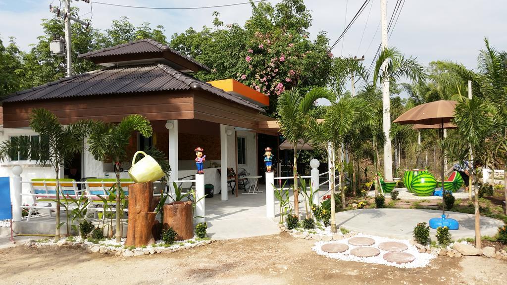 Phloenlom Chomdao Hotel Ban Kha Exterior photo